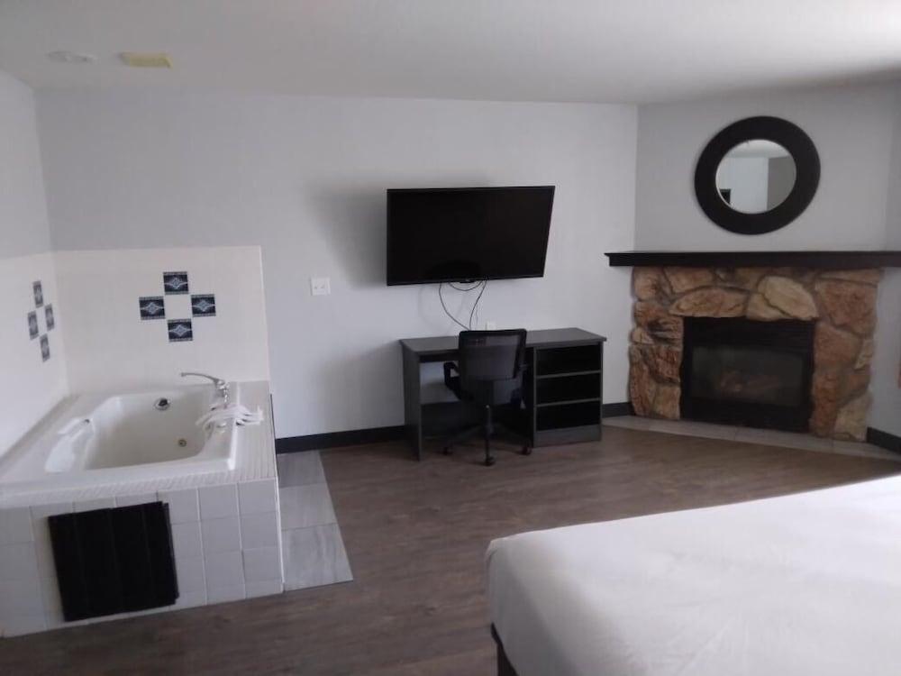 Pinetop Studio Suites Eksteriør bilde