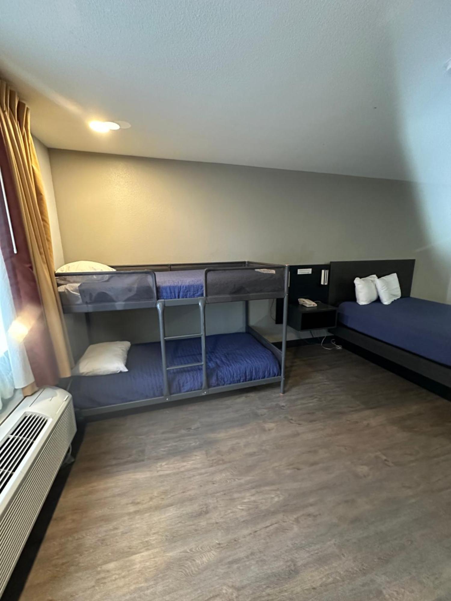 Pinetop Studio Suites Eksteriør bilde
