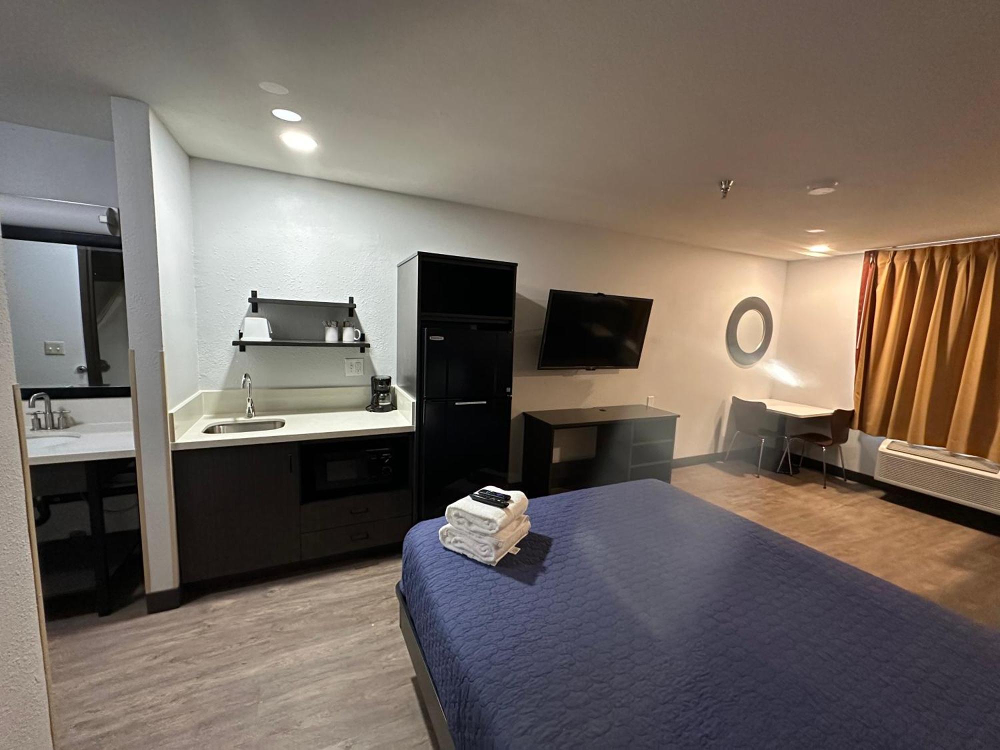 Pinetop Studio Suites Eksteriør bilde