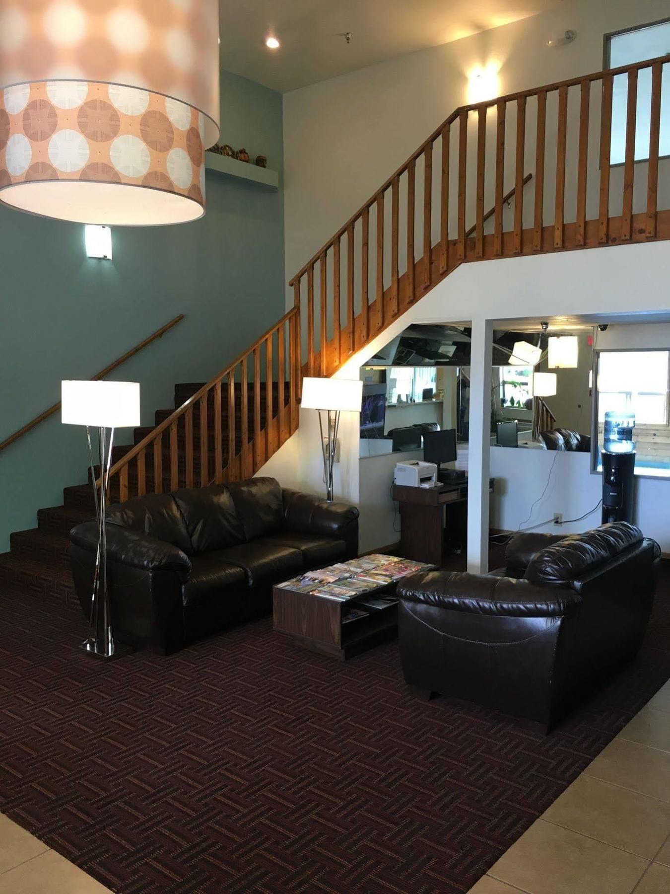 Pinetop Studio Suites Eksteriør bilde