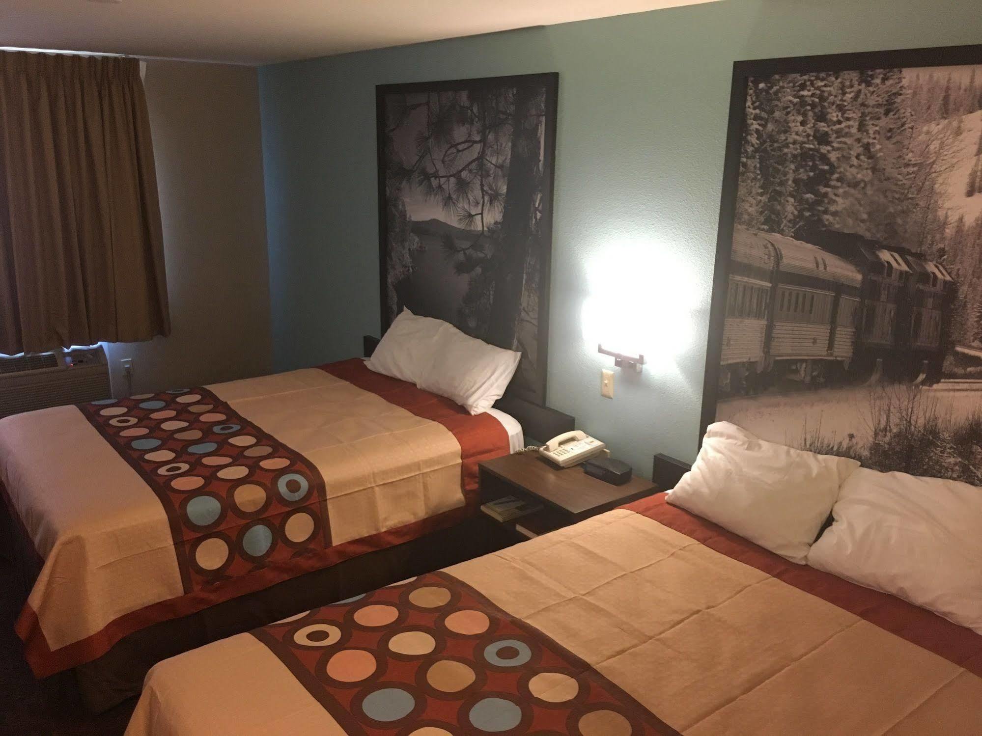 Pinetop Studio Suites Eksteriør bilde